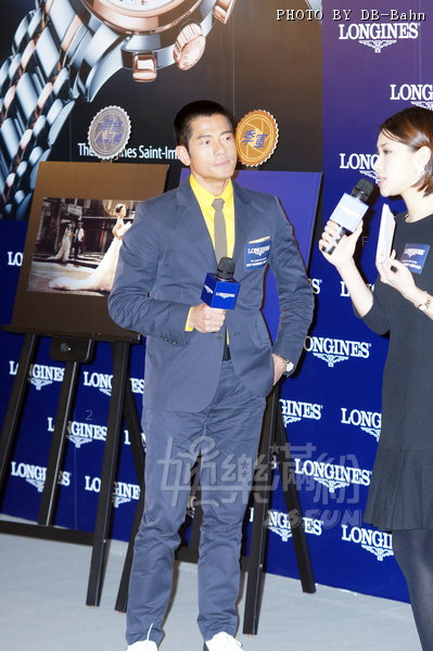 LONGINES-120301_15.jpg