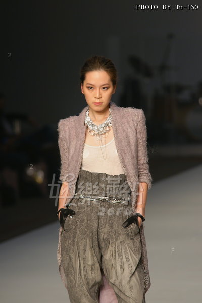 HKFW2010-D2M4_061.jpg