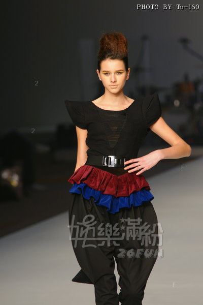 HKFW2010-D2M4_076.jpg