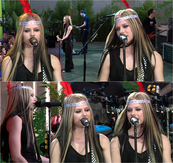 A_Lavigne-TS062104hd-DL.jpg