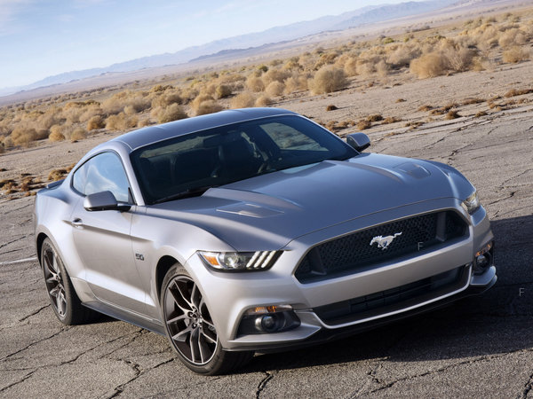 ford_mustang-gt-2014_r41.jpg.jpg