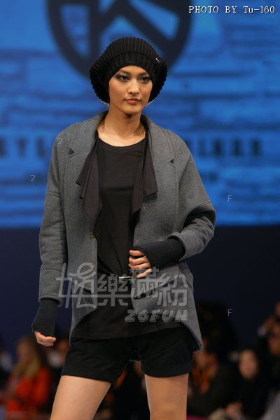 HKFW2010-D4M3_035.jpg