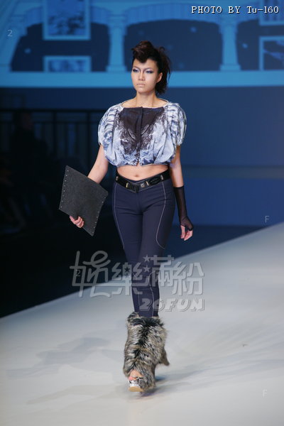 HKFW12FW-D1L1_135.jpg