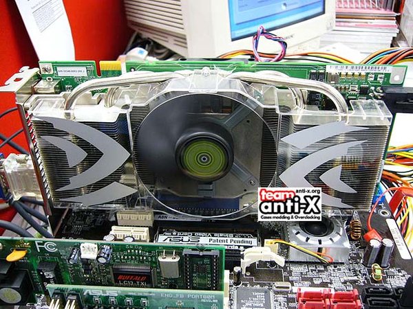 anti-x-asus7800gtx512-3.jpg