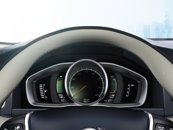 volvo_xc60-plug-in-hybrid-concept-2012_r4_jpg.jpg