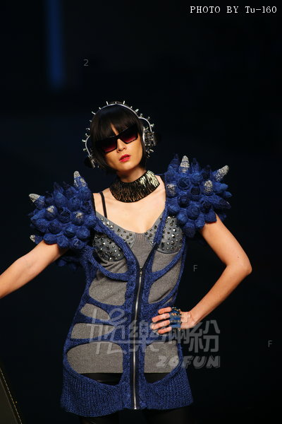 HKFW2011W-D3G1_007.jpg