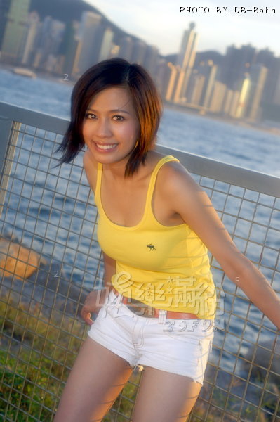 Tasha-Sony-W-KLN-08_SG034.jpg