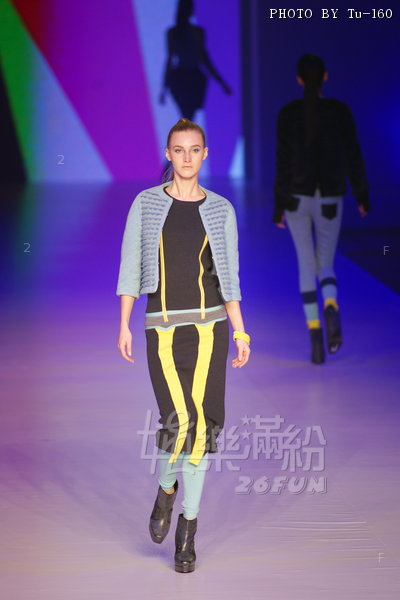 HKFW12FW-D2G1_037.jpg