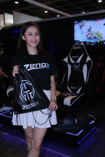 HKCCF-1708-Zenox_03.JPG