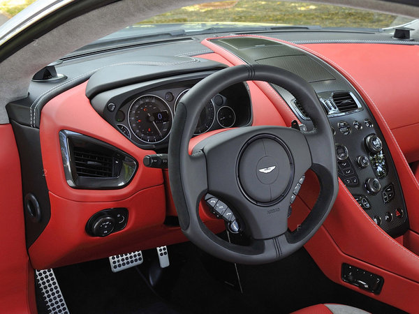 astonmartin_vanquish-usa-2012_r1_jpg.jpg