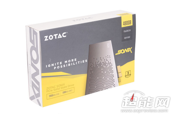 Zotac_Sonix_01.jpg