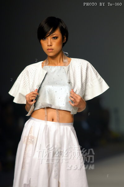 HKFW2010-D4M4_018.jpg