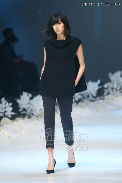 TDC-FW1301-Knit_201.JPG