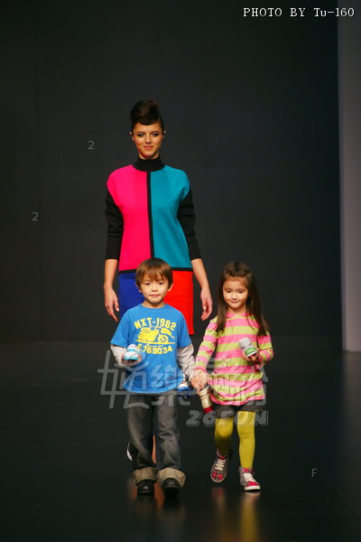 HKFW2011W-D1M3_007.jpg