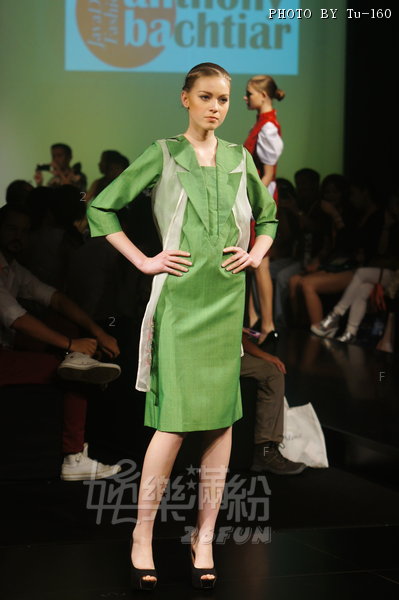 HKFW2013SS-D3m1_032.jpg