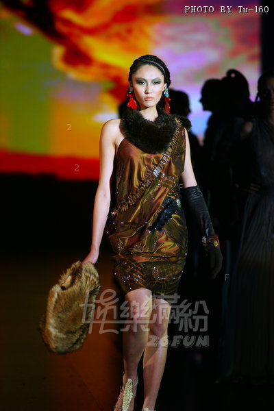 HKFW2011W-D1G1_276.jpg