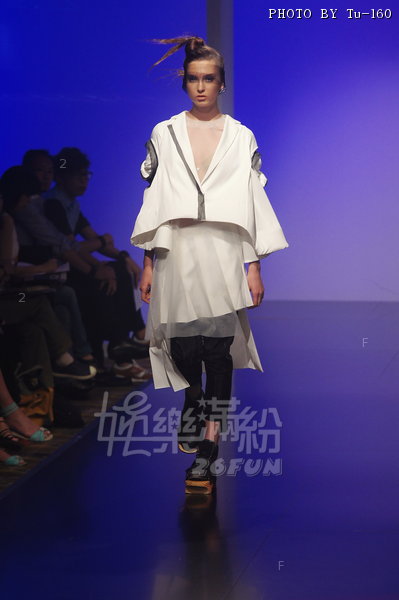 HKFW2013SS-d1m1_014.JPG