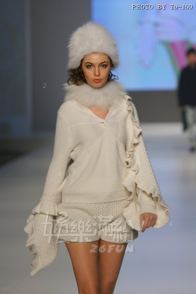 HKFW2010-D4M2_158.jpg