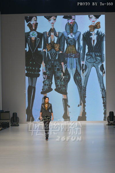 HKFW2010-D2M4_086.jpg