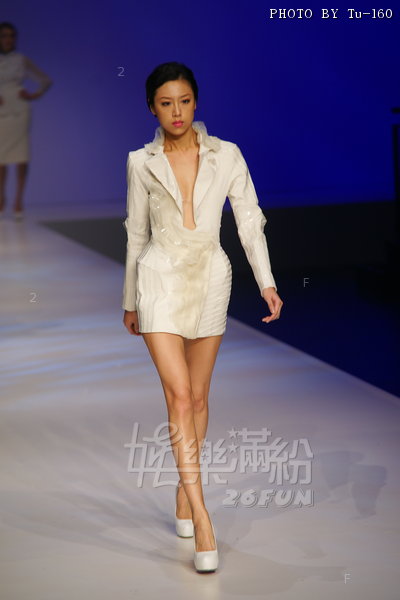 HKFW12FW-D1L2_170.JPG