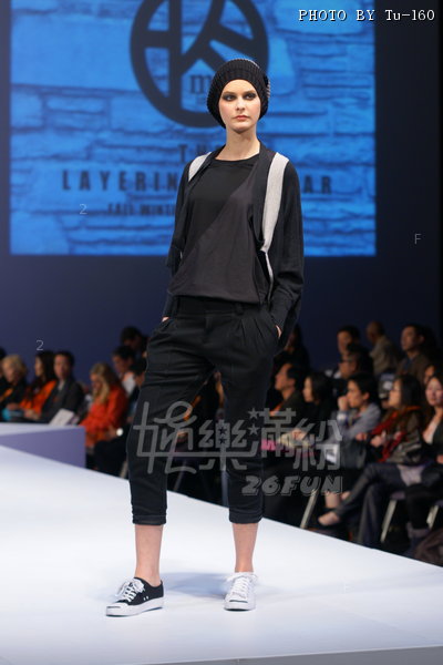 HKFW2010-D4M3_005.jpg