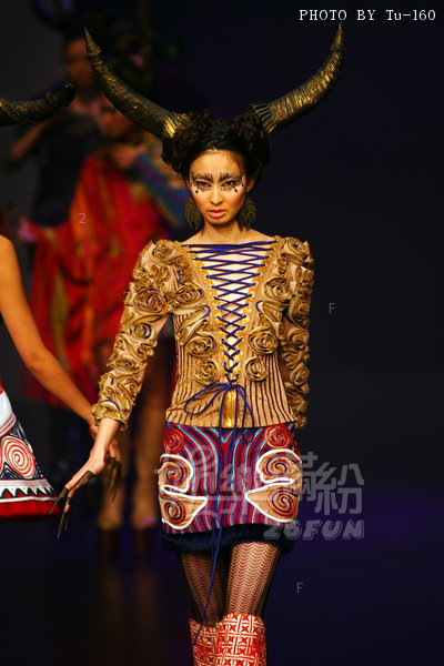 HKFW2011W-D1M2_004.jpg